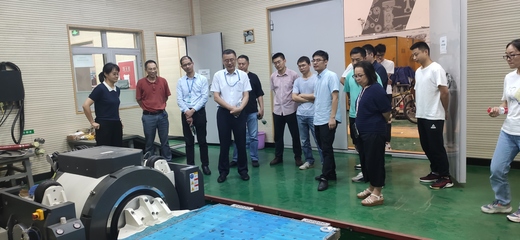 校燃料電池客車性能測(cè)評(píng)技術(shù)交流會(huì)舉行，推動(dòng)科研成果轉(zhuǎn)化